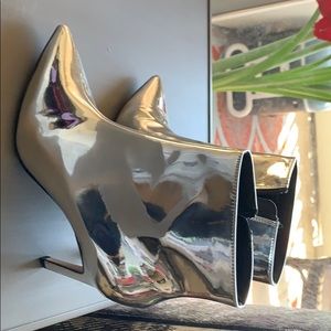 Mirrored boots brand new 3 inch heels size 8-1/2